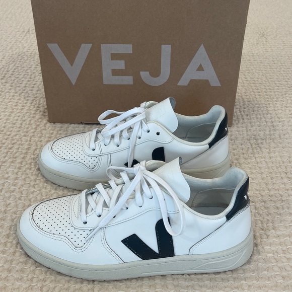 Veja V10 Extra-White Black Size 7 (EUR 38) - Picture 4 of 7